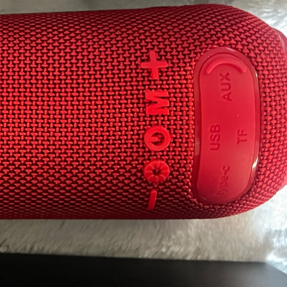 Bluetooth Speaker Support TF / U-disk / RGB Light(Red) - Picture 2 of 5